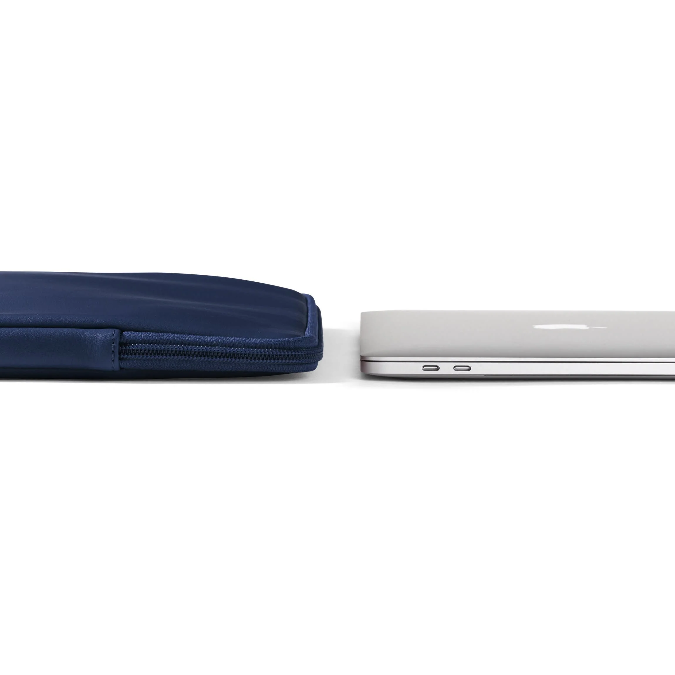 14 Inch MacBook Sleeve Navy Blue - Image 3