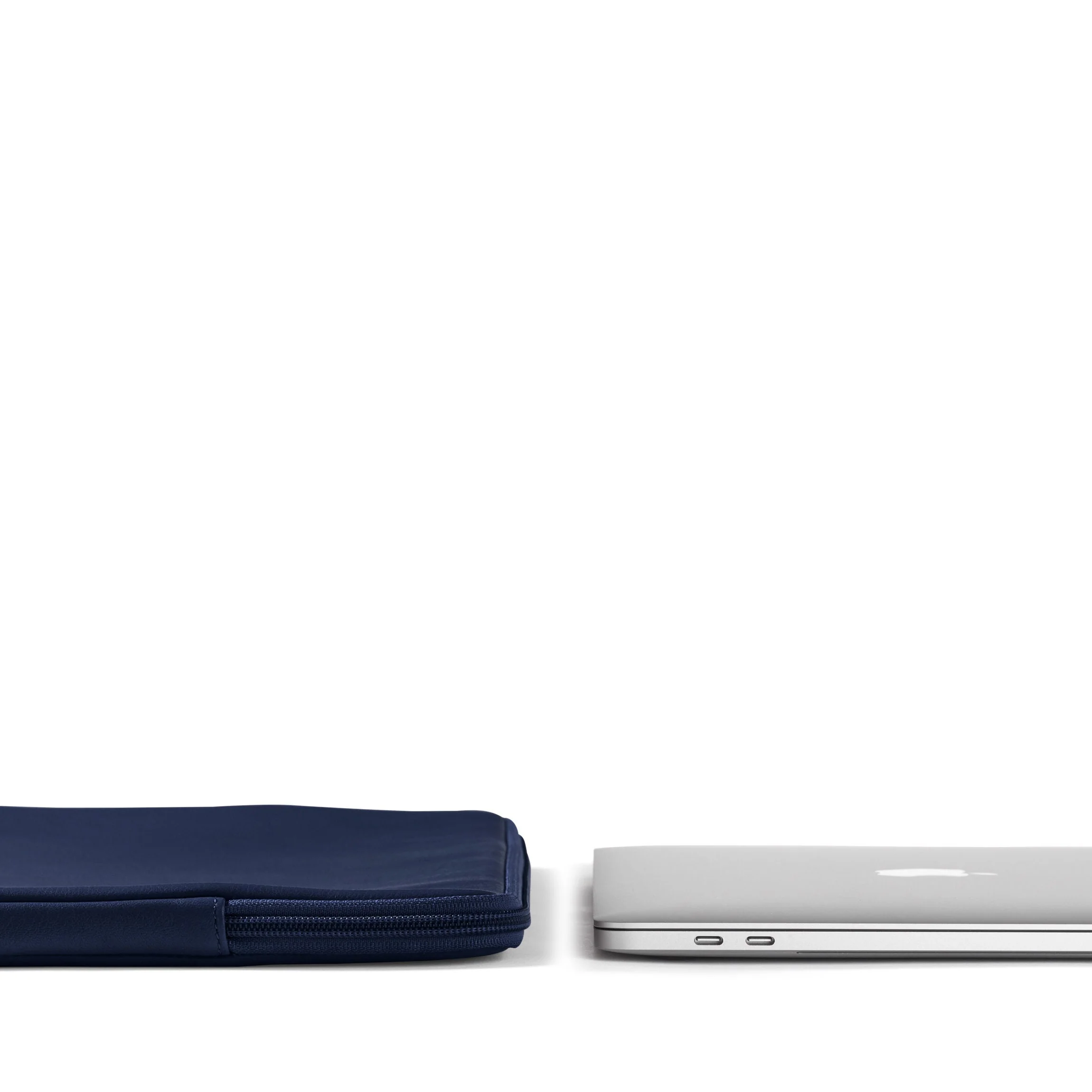 15/16 Inch Slim Laptop Sleeve Navy Blue - Image 3
