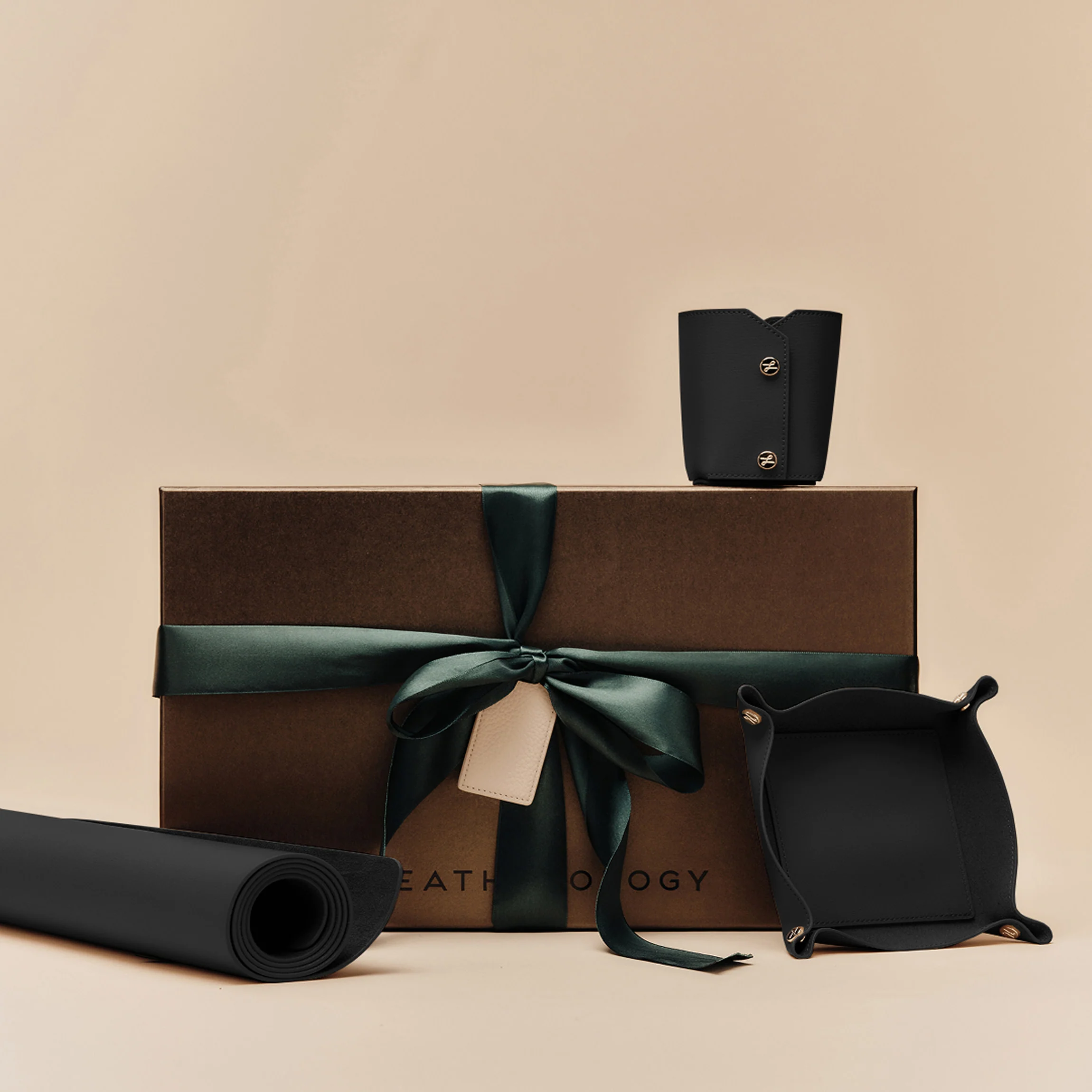 Desk Essentials Gift Set Black