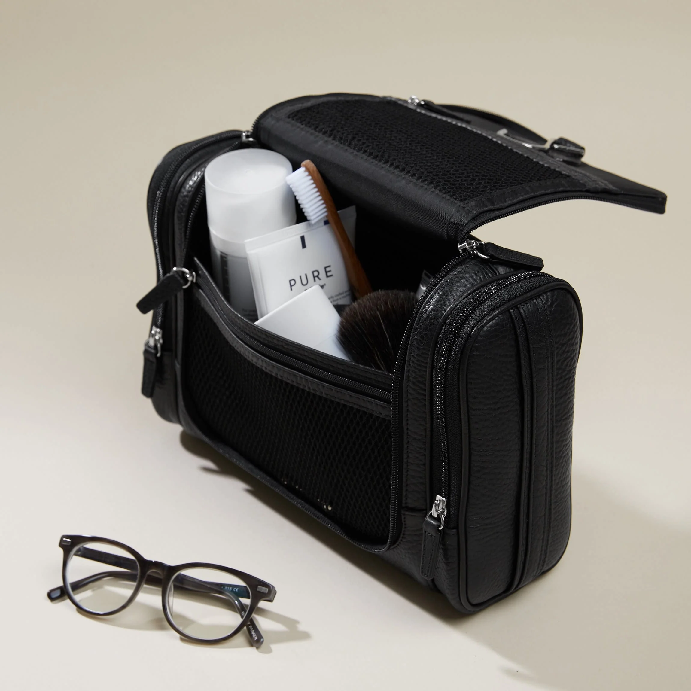 Hanging Toiletry Kit Ebony - Image 3