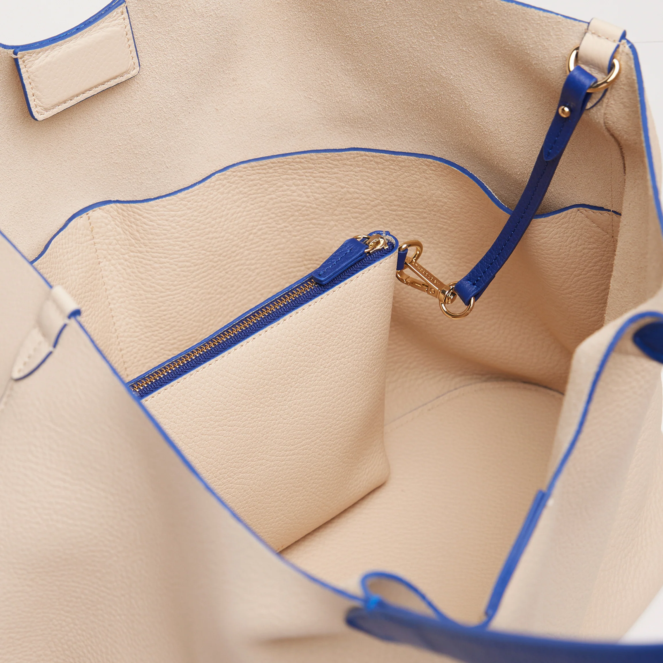 Mia Horizontal Tote Sand/Regatta Blue - Image 5