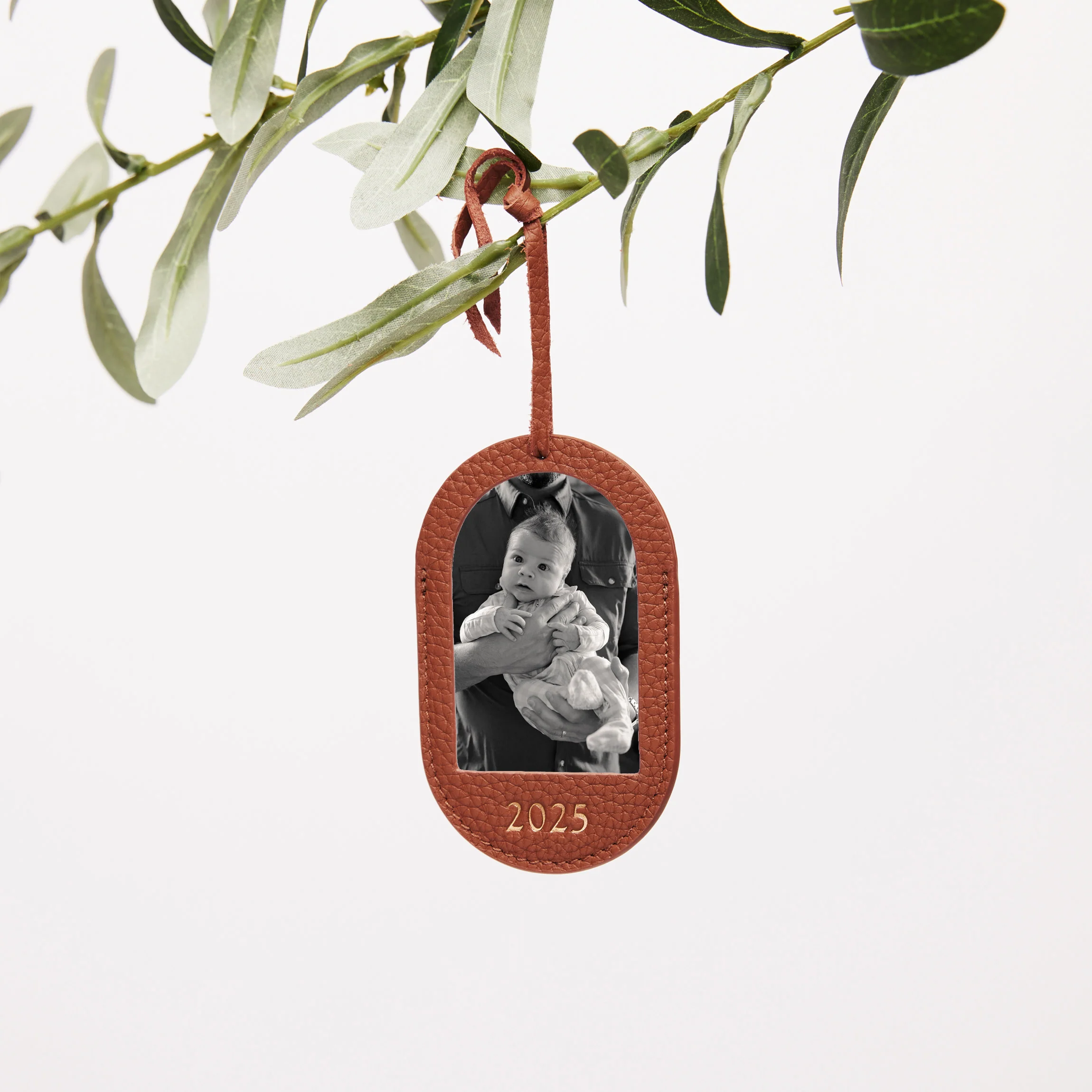 Oval Photo Frame Ornament Saddle Brown - Image 2