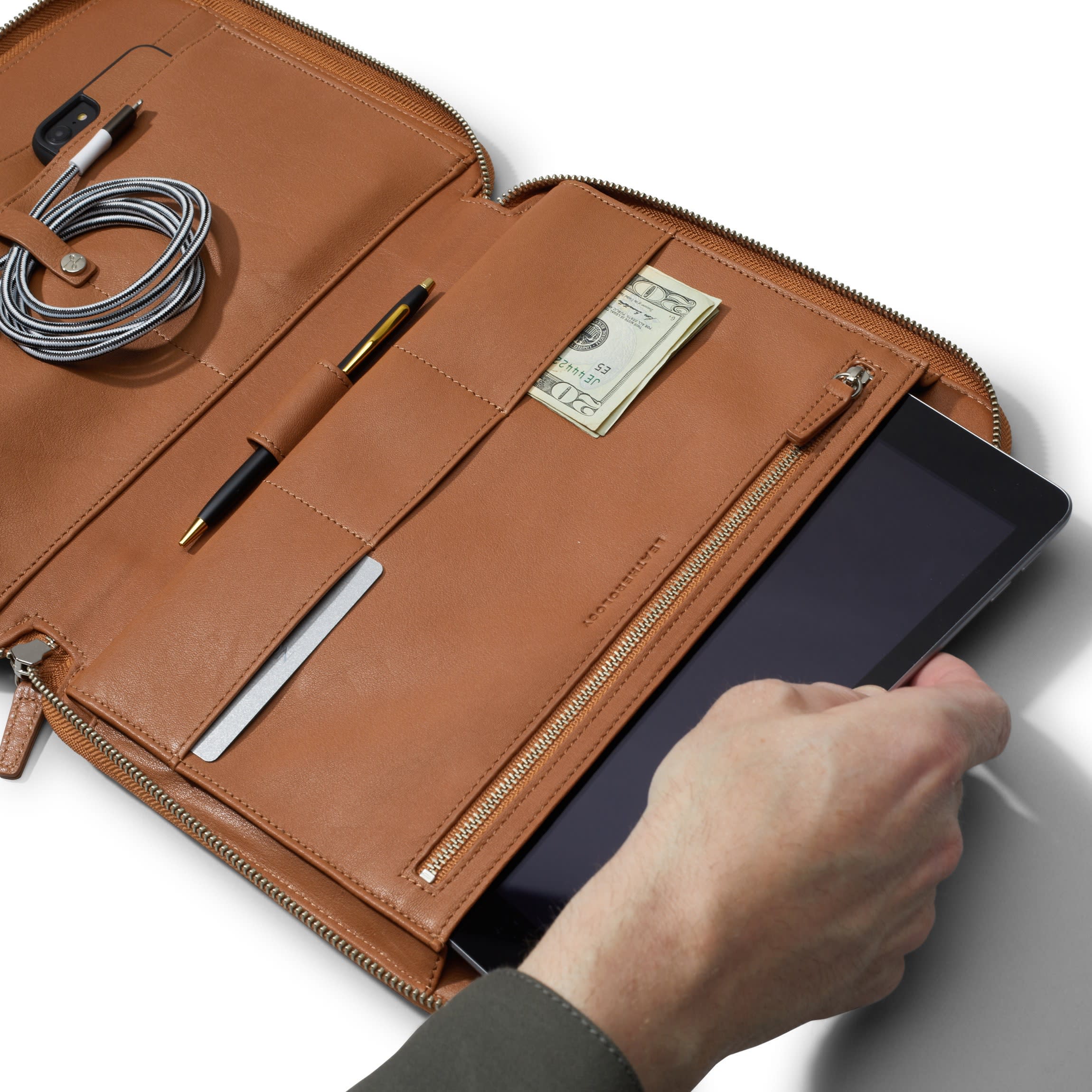 Tech Folio Cognac - Image 4
