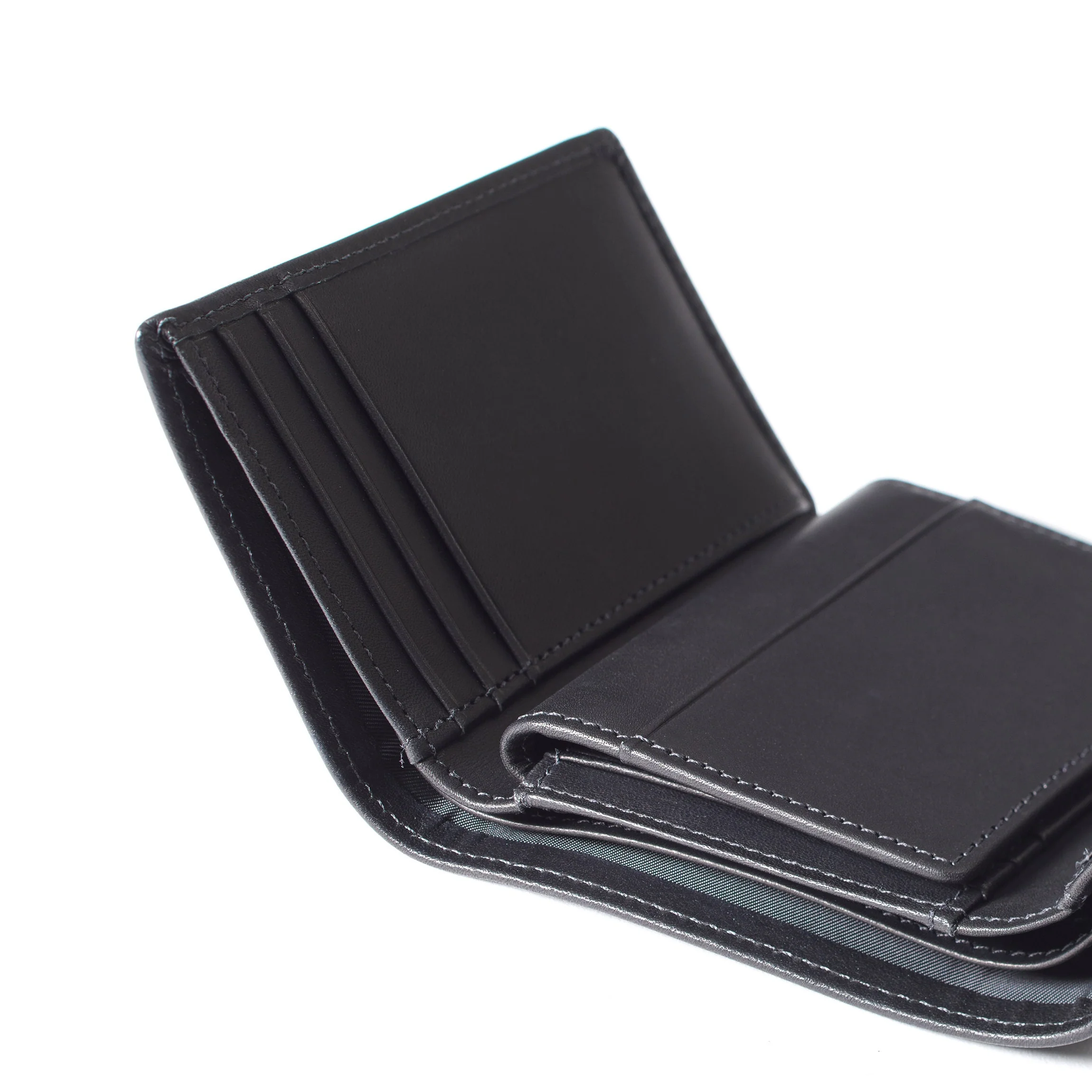 Trifold with Card Wallet Black Oil - Image 6