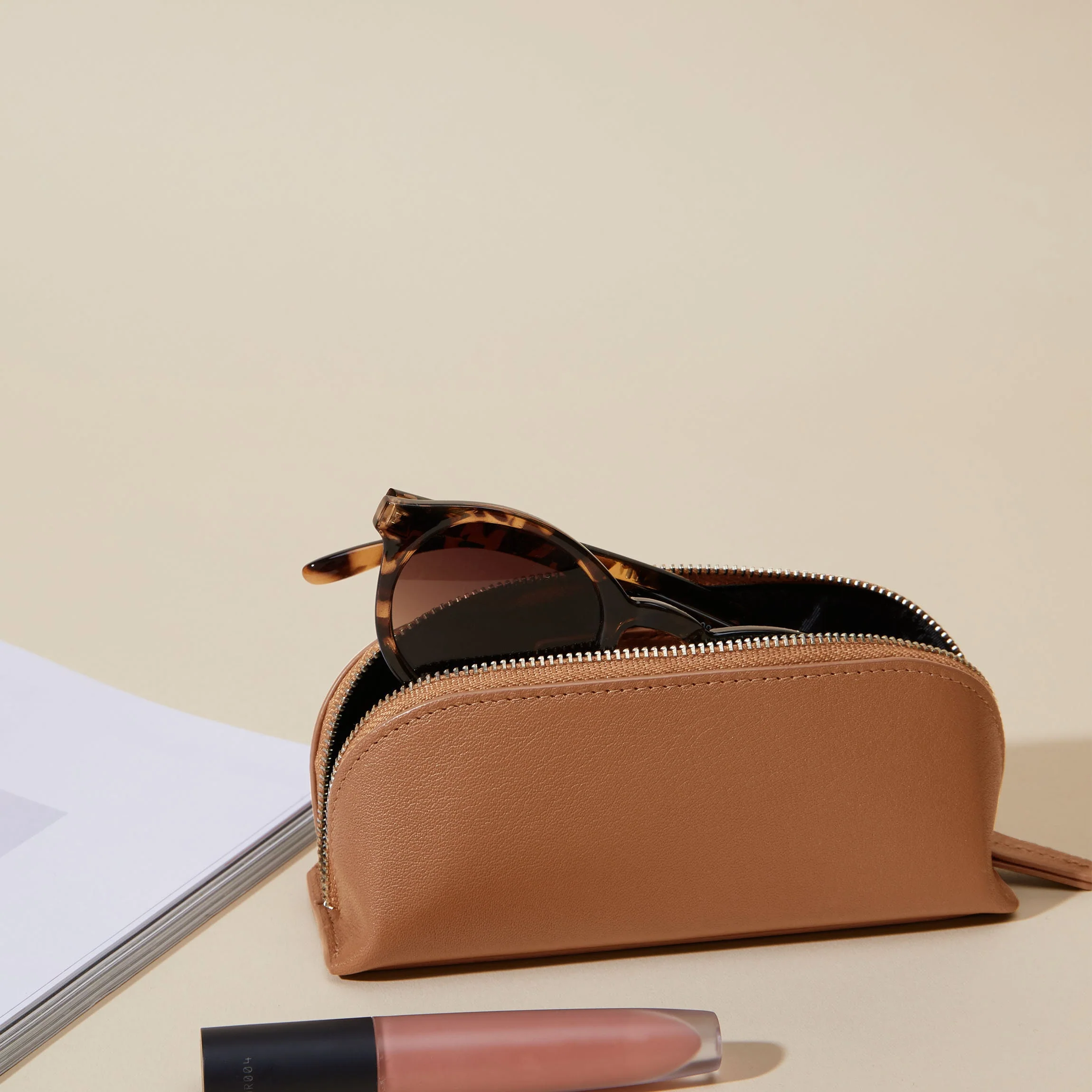 Zip Sunglass Case Cognac - Image 2